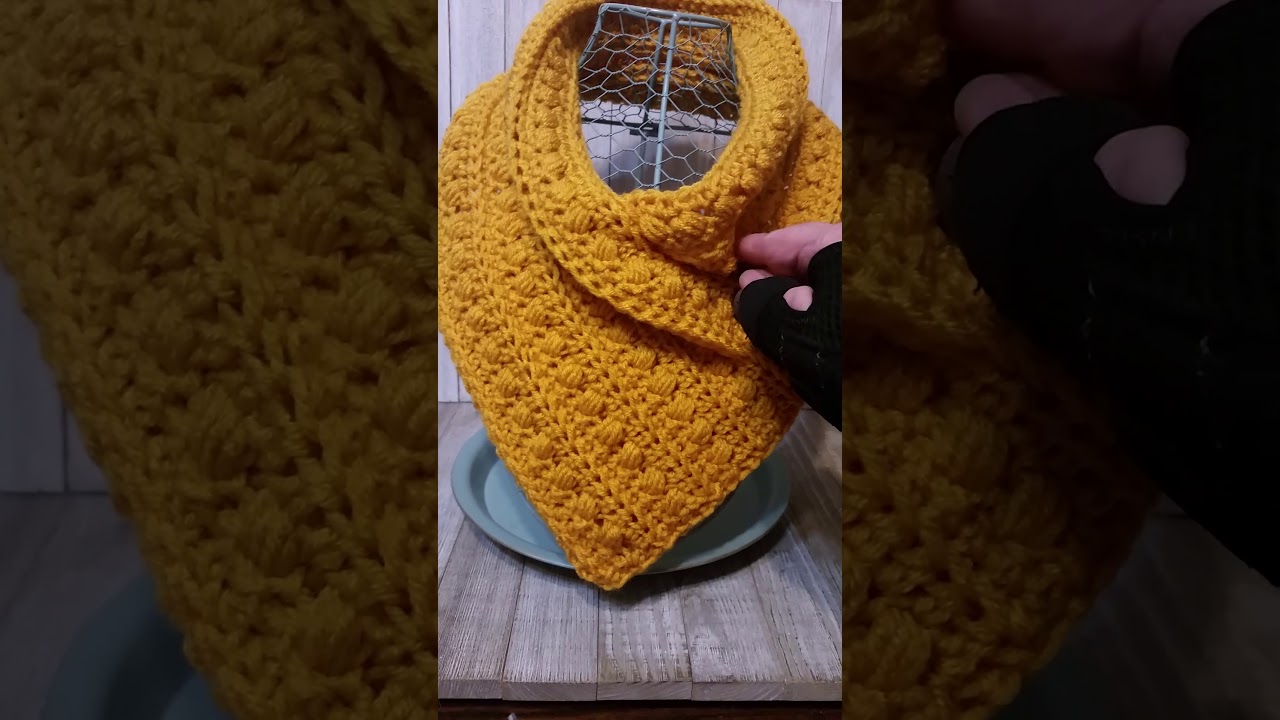 Crochet technique button cowl without following  a pattern