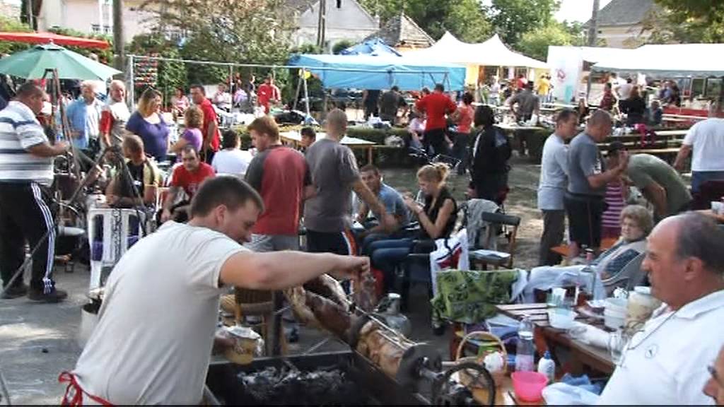 Rotakapa verseny Maroslelei falunapokon