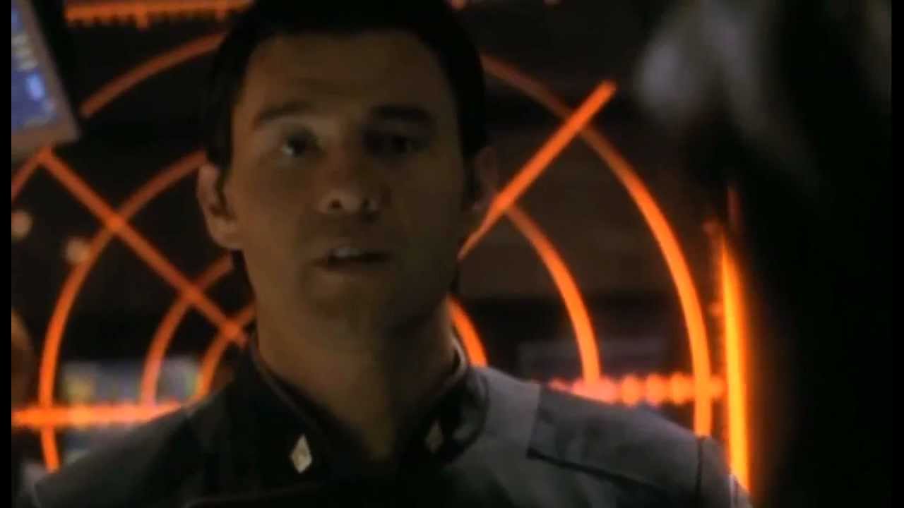 Admiral Cain shot her XO - Battlestar Galactica