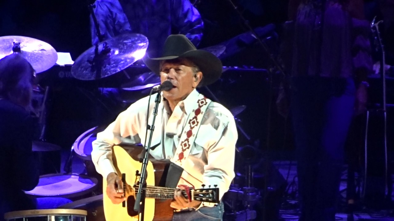 George Strait - I Can Still Make Cheyenne, live at T-Mobile Arena Las Vegas, 29 July 2017
