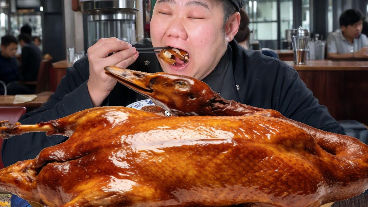 【大胃王挑戰】挑戰花1015元吃北京烤鴨！一整隻烤得外酥裡嫩，大口咬下去滿嘴流油超滿足｜Food Challenge【櫻木花胖】