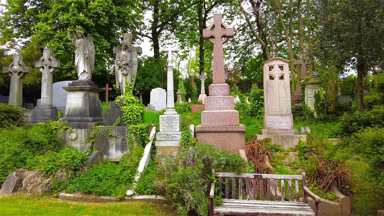 [4K] London Walk | Highgate Cemetery EAST