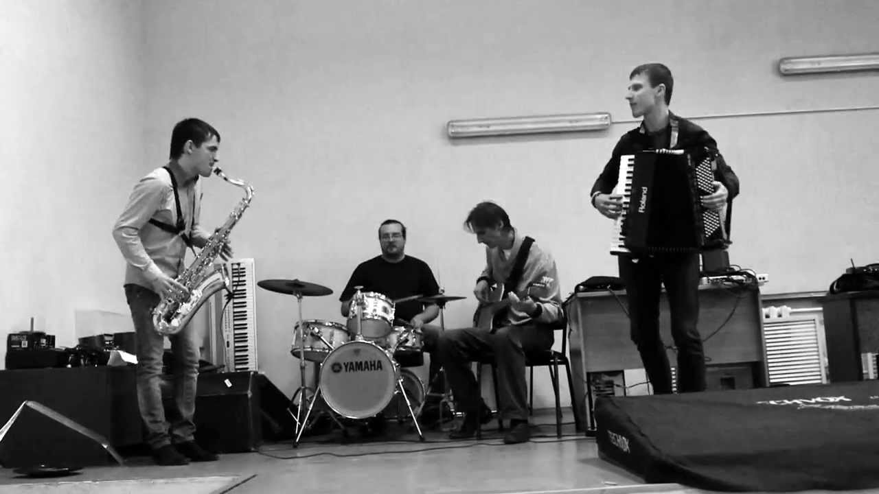 Light House Jazz life sax accordoen