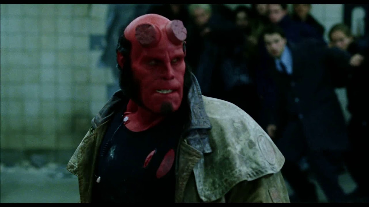 Hellboy (2004): Hellboy vs. Sammael (Espa&ntilde;ol Latino)