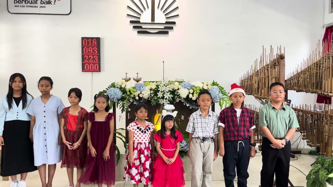 Puji Nyanyi Natal 2025 - The First Noel 