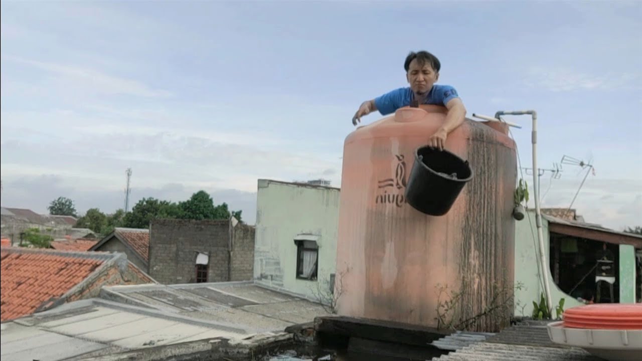 Draining the water tower again, it hasn't been cleaned for over a year || Penguin TB 110 - 1050 l...