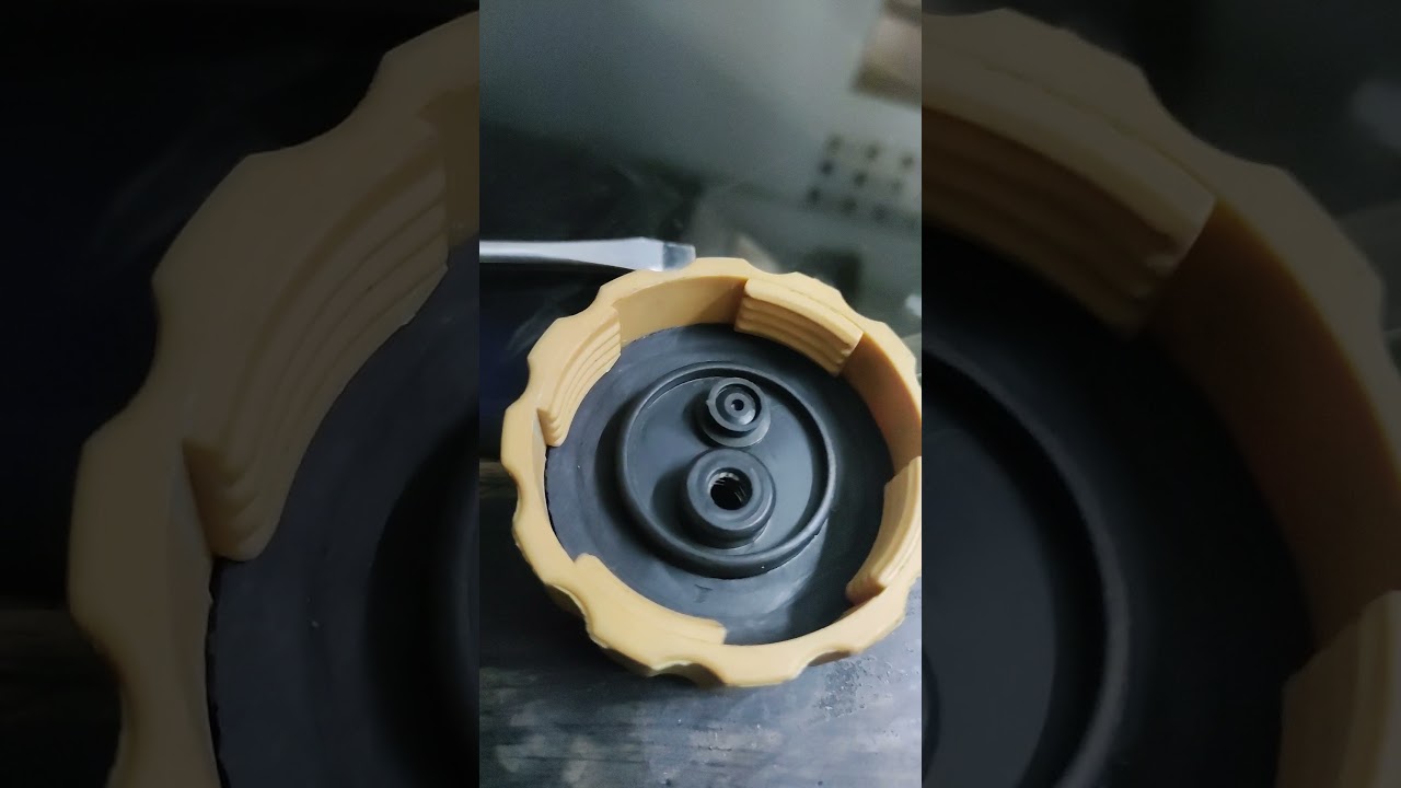 arreglo de tapa depósito de agua spark .Aveo. Optra etc