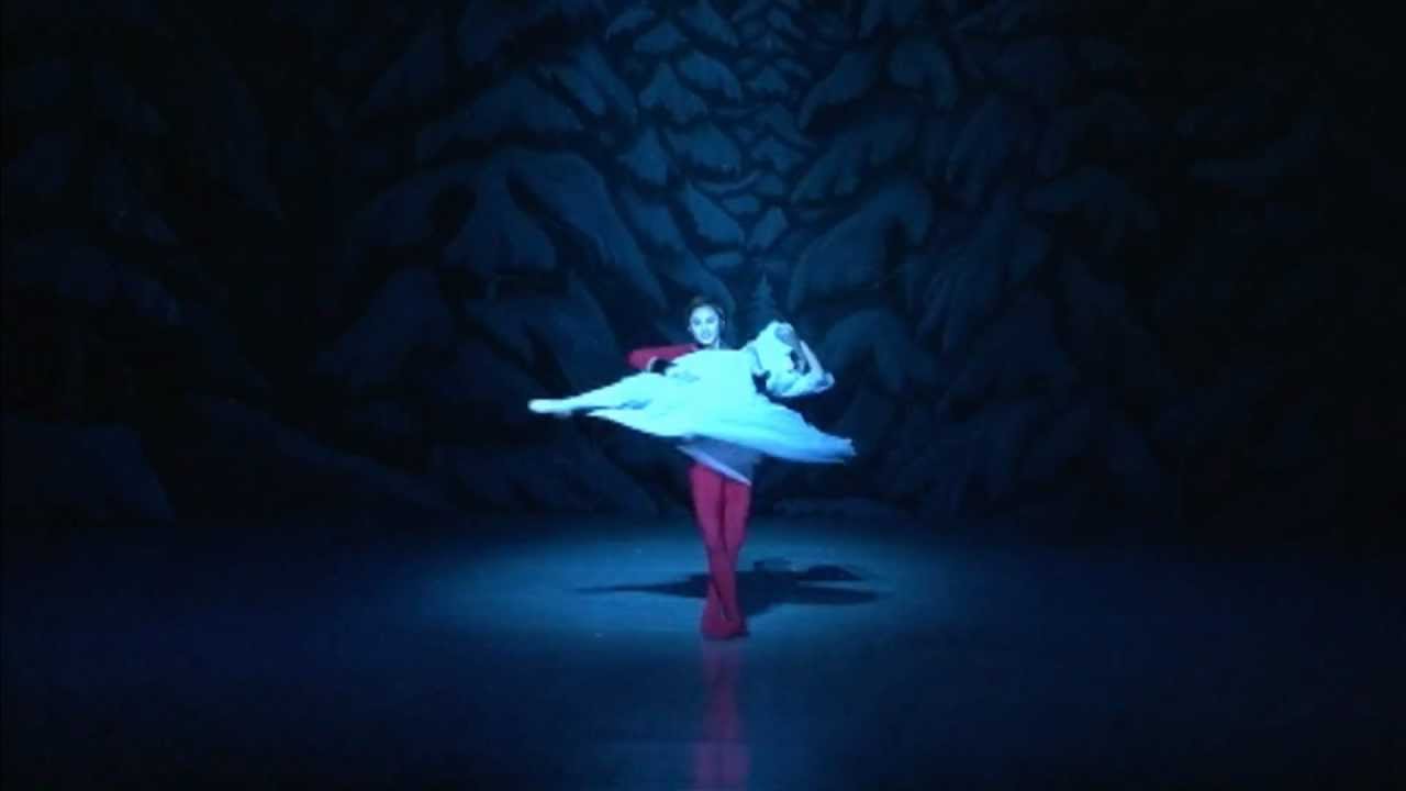 Jiyan Dai Ballet Nutcracker 1 Act Snow Pas de deux