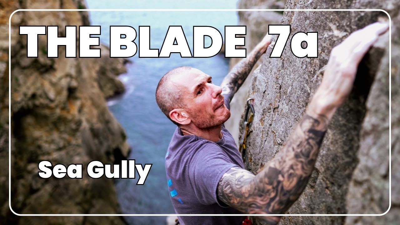 Dave climbing The Blade 7a (Sea Gully, Tung Lung) Hong Kong Rock Climbing