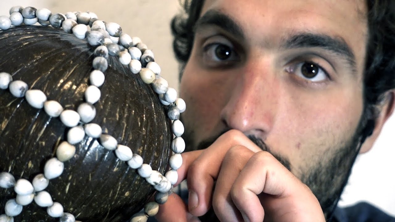 ASMR PORT -  No Banheiro lembrando falar Português