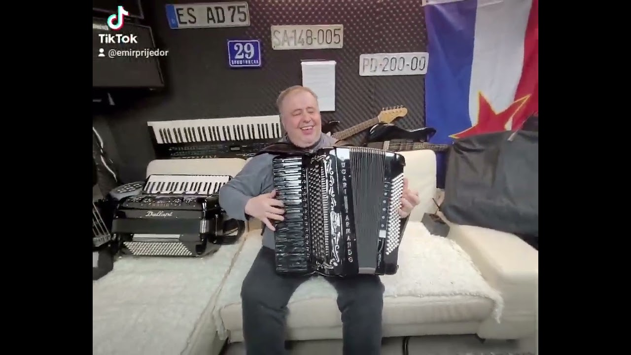 Jedno Kolo nam Hamo na Bugari Champion Cassotto