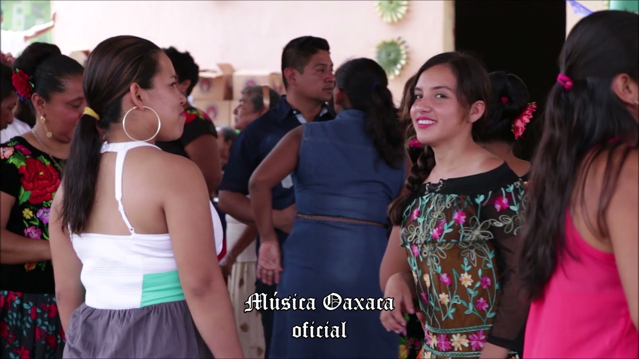 Fiesta en mi pueblo hasta la lavada de olla | Guichixú