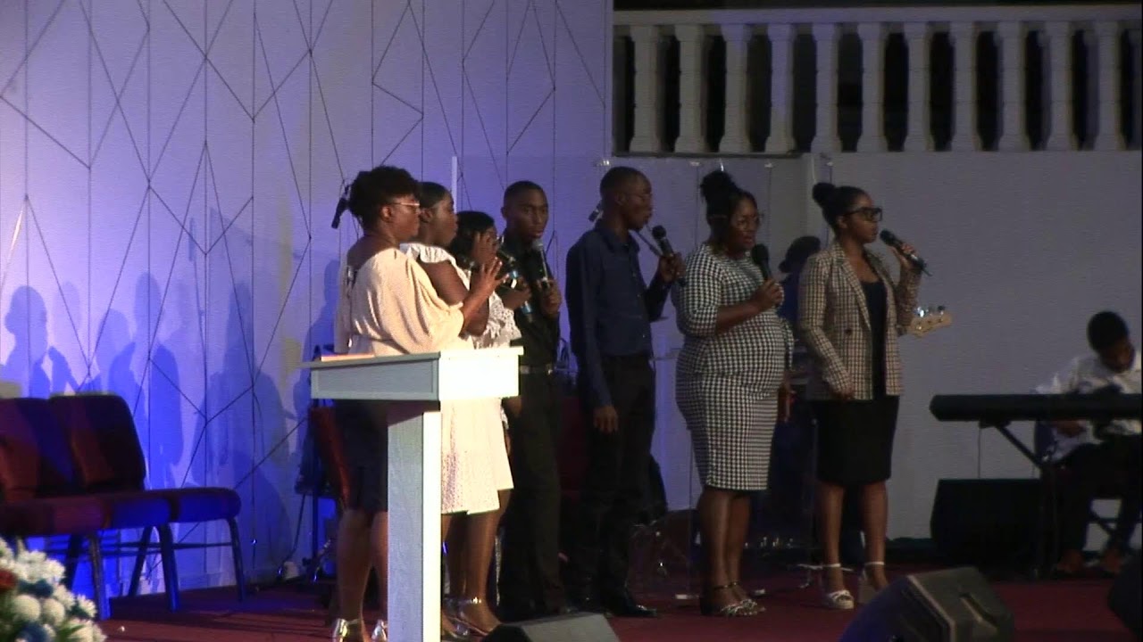 Seshon Kuadrienal 2025 | Enfokando riba mishon apesar di distrakshon