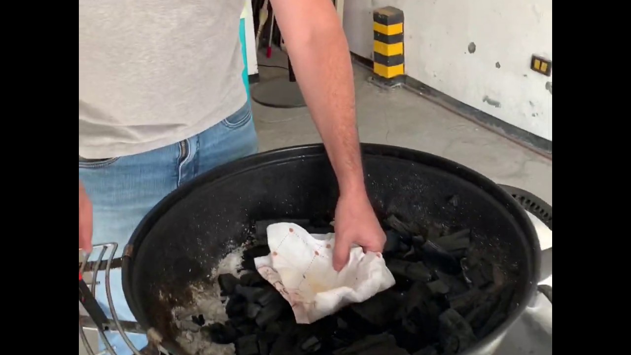 Como prender el carbón con AZÚCAR y ACEITE // Mr. Barbas Kitchen