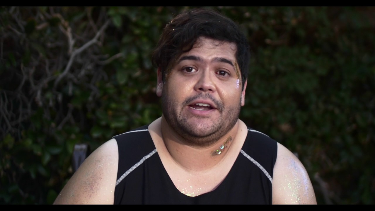 Behind the Scenes with Harvey Guillen