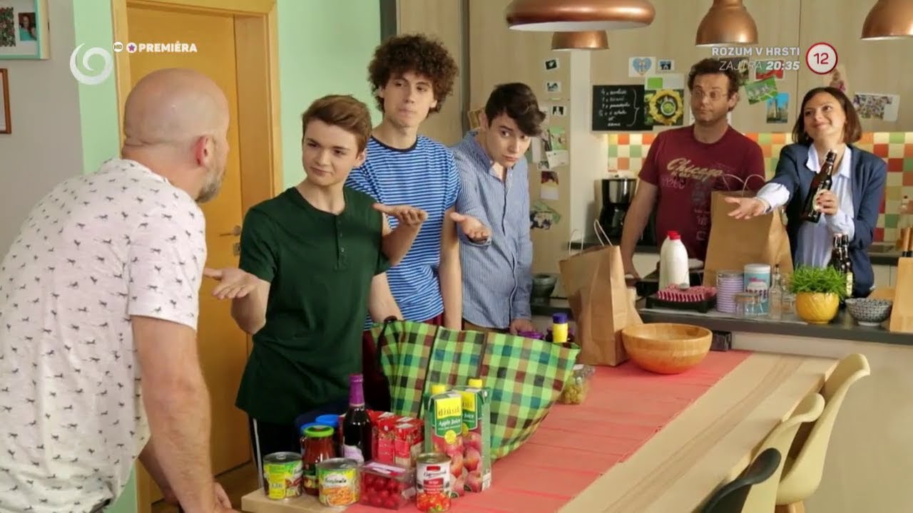 Jedáleň u Rodinovcov (NAŠI)