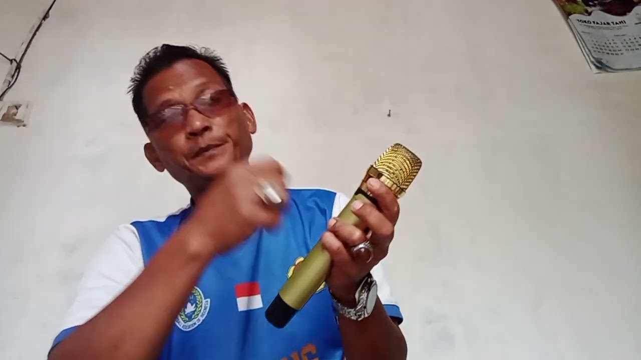 Satu buah lagu dari Bg hj Rhoma irama... Citra cinta