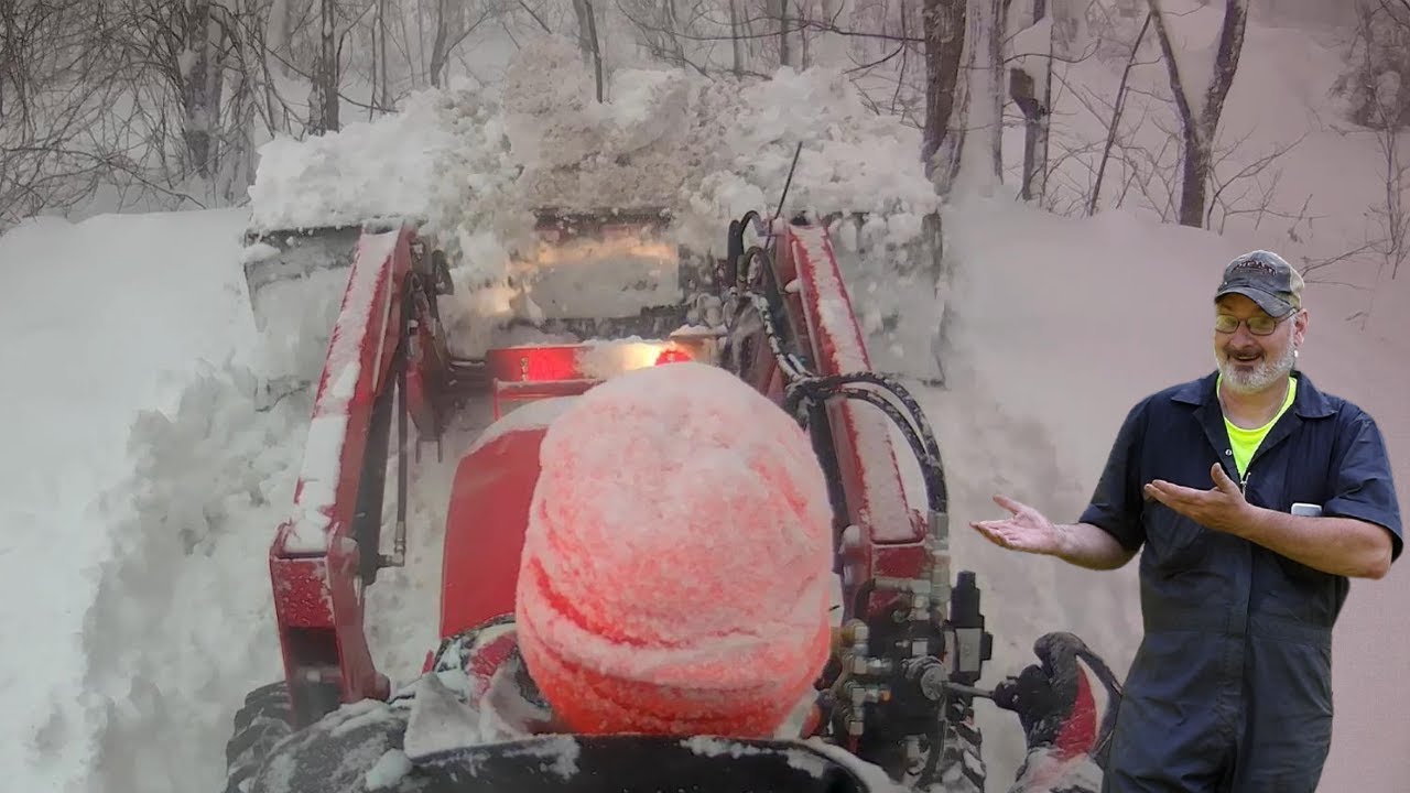 Branson 2515H Pushing Huge Snow