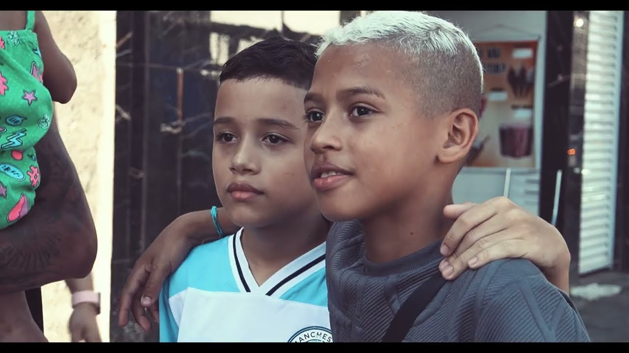 Mc Pekeno - Sonhos no Olhar (Clipe oficial)