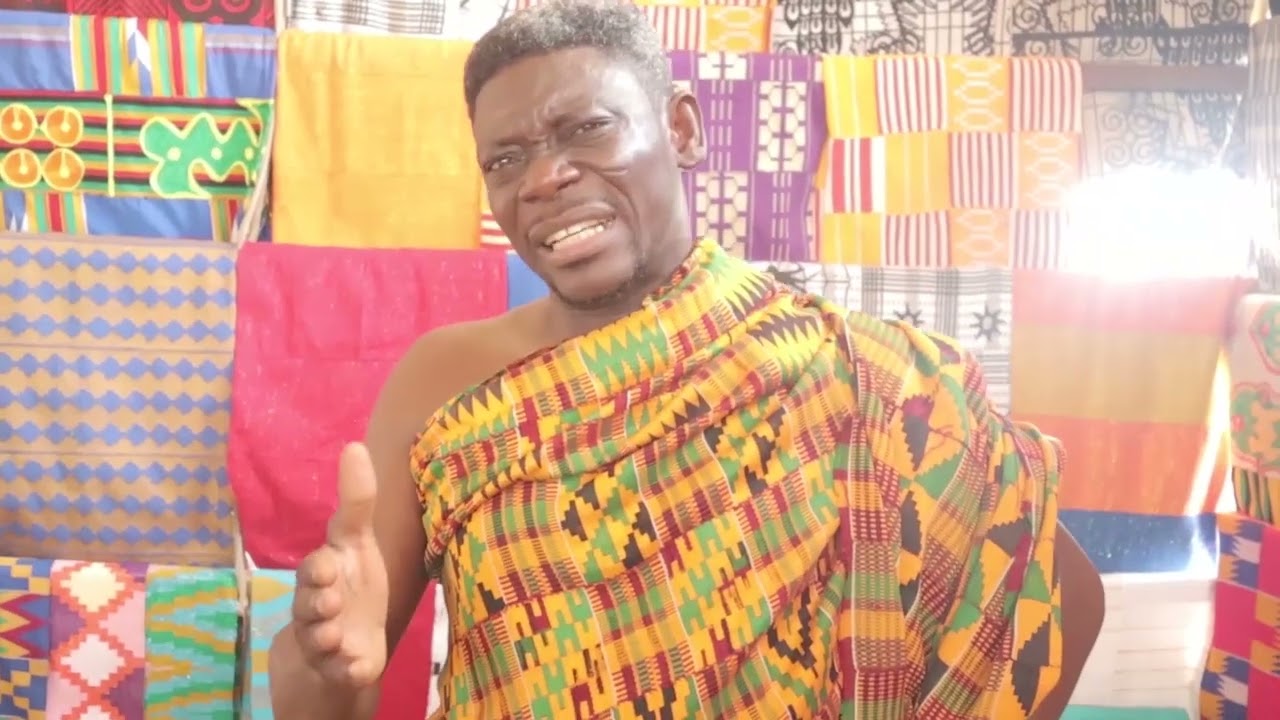 AGYA KOO VISITS BONWIRE KENTE