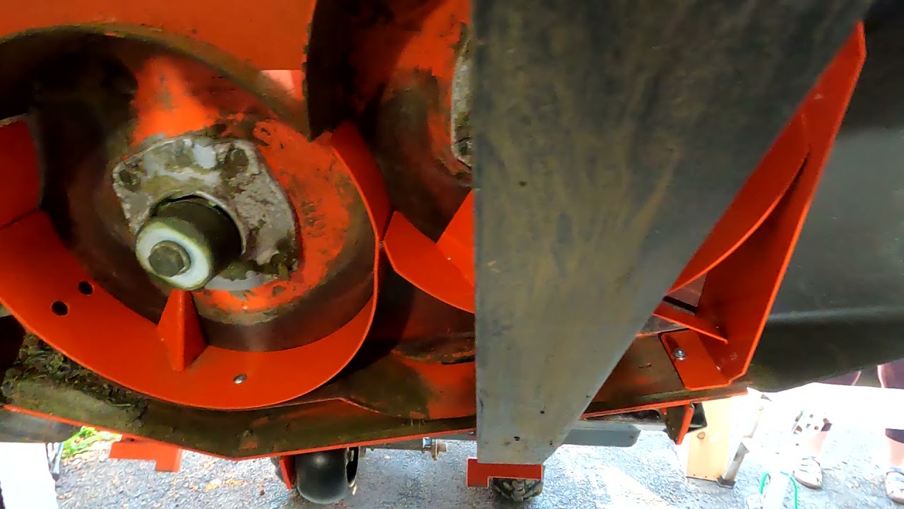 #0025 July 5,2021 - Installing a mulching kit on a Kubota Z231