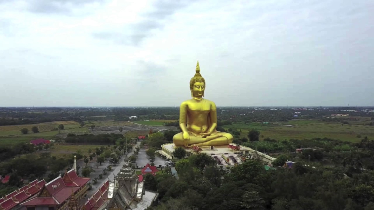 Geant Golden Buddha Thailand