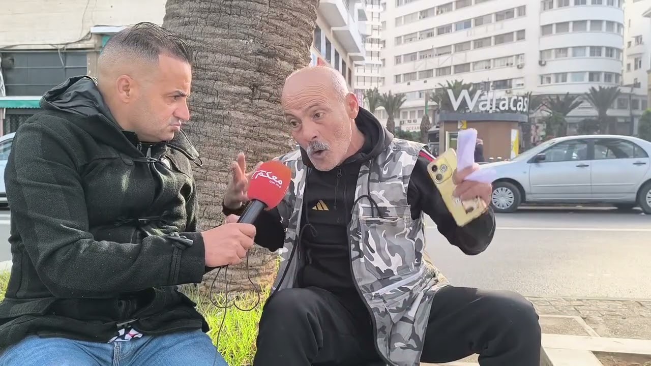 المرأة كاتجيب القفل وتسدو وسط الجمـ.ا.ع  😱😱  راقي يكشف كيفاش المرأة كاتقوم بالتقا.ف للرجل