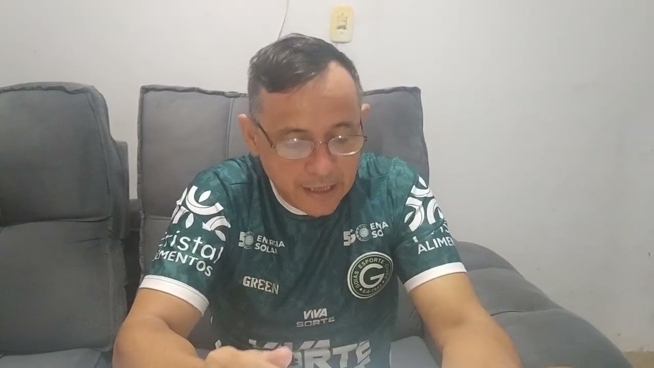 Jogo do Goiás e centro oste e interrompido a forte chuva em Goiânia 