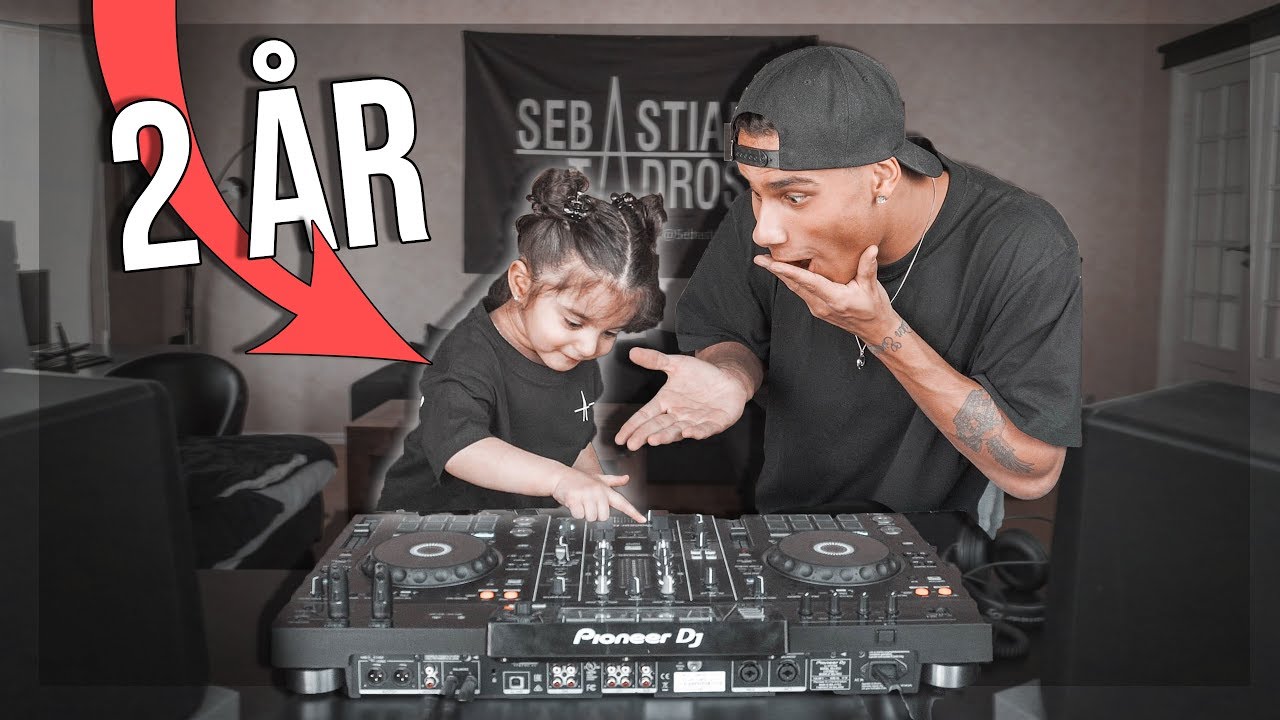 LÄR EN TVÅ ÅRING ATT DJ:A (Räkna hur många gånger hon säger JA i videon)