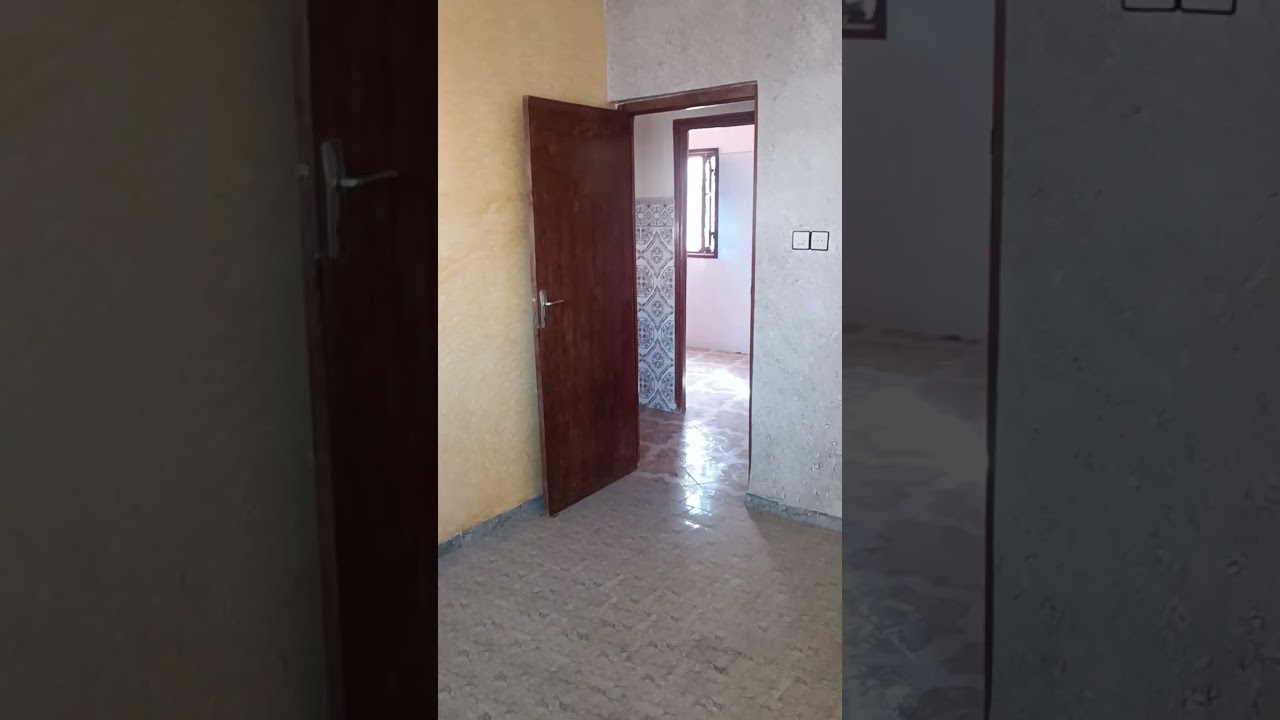 الفوقي تاني للبيع بحي سلاوي فعمارة 9 سكان قرب من مقاطعة بن صفار صفرو إتصل على رقم الهاتف 0673957781