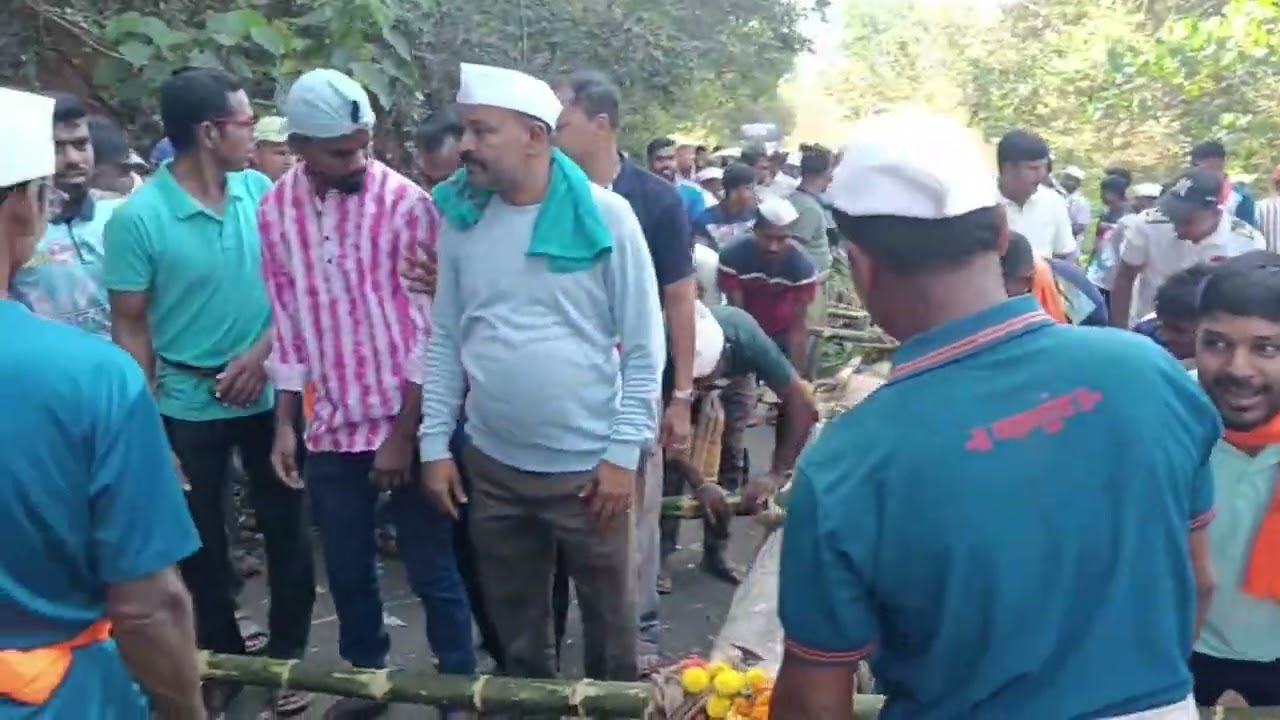 कळंबट  गावाचा माड आगमन सोहळा