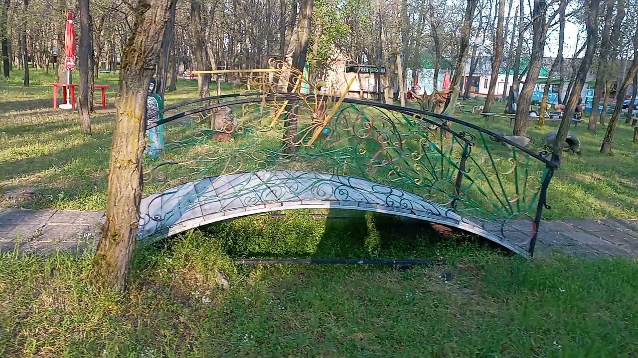 Молочный лиман  село Алтагирь,Рабочий пионер лагерь Лiсова Пiсня.