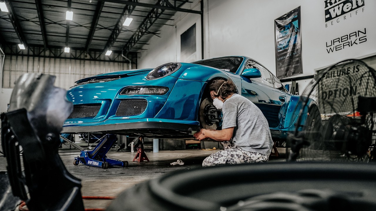 Первый в истории RWB в Ланкастере | Накаи-сан строит Porsche 911 997.1 в Urban Werks