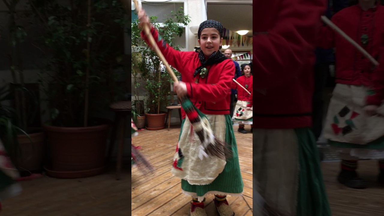 Kinderhexentanz 2017 im Gallusheim Zell am Harmersbach der Eckwaldhexen Unterharmersbach