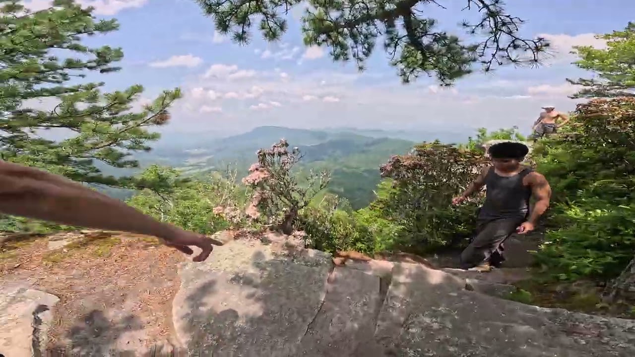 Mcafee Knob trial, VA
