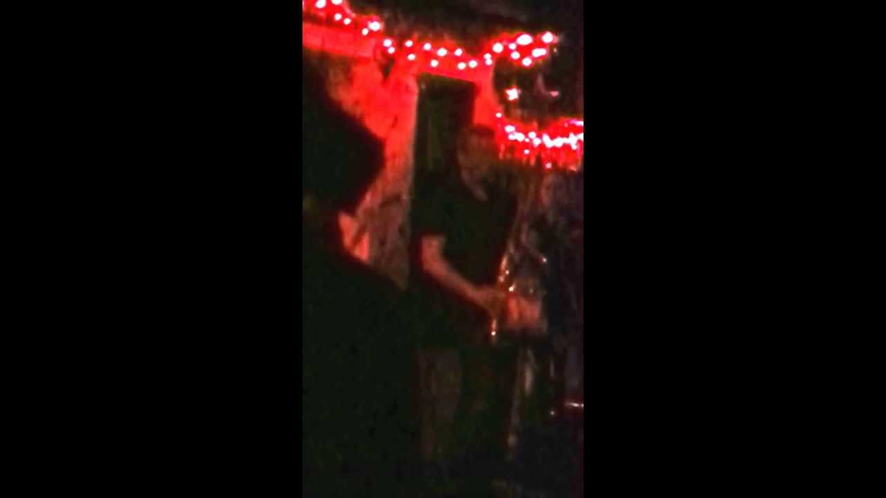 Lenny Roberts at Char's has the blues 4_22_13