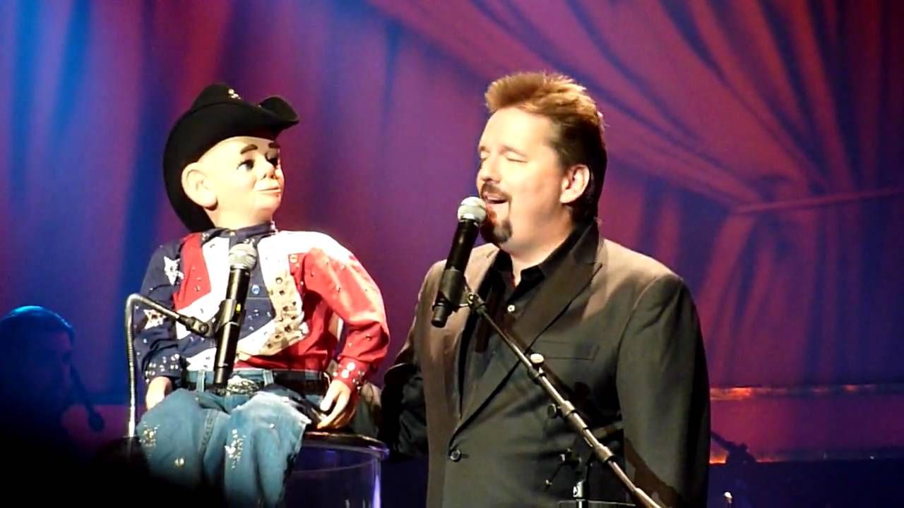 Terry Fator's Garth Brooks Impression - Las Vegas 2010