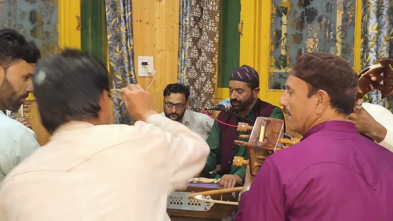   Hameed marak Ganastan sumbal lass krale pir soob followers..