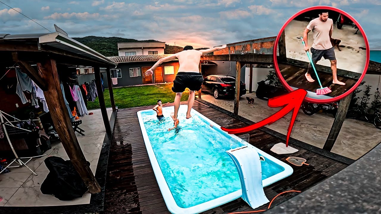 OS MOLEQUES INVADIRAM A PISCINA DO AGIOTA