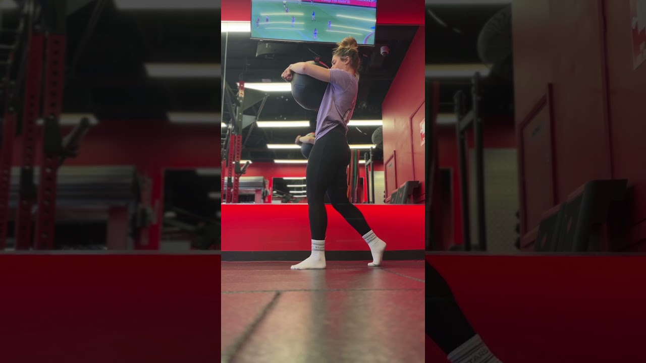 Maximiza tus resultados con este ejercicio antes del peso muerto | QIMOVEMENT #deadlift #legworkout