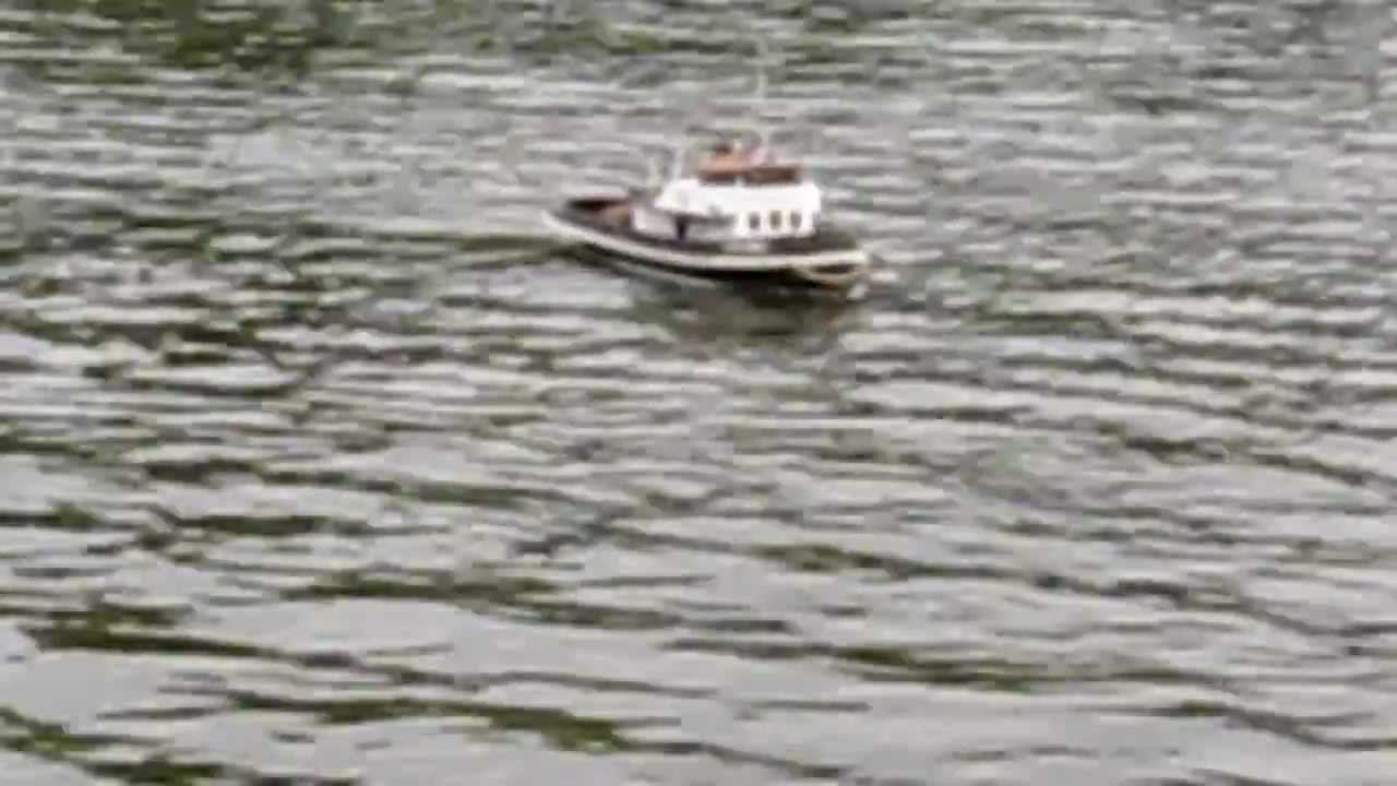 Remorqueur RC Côte d'Emeraude Première navigation avec Stuart D10 (Bateau #vapeur  / #tugboat  )