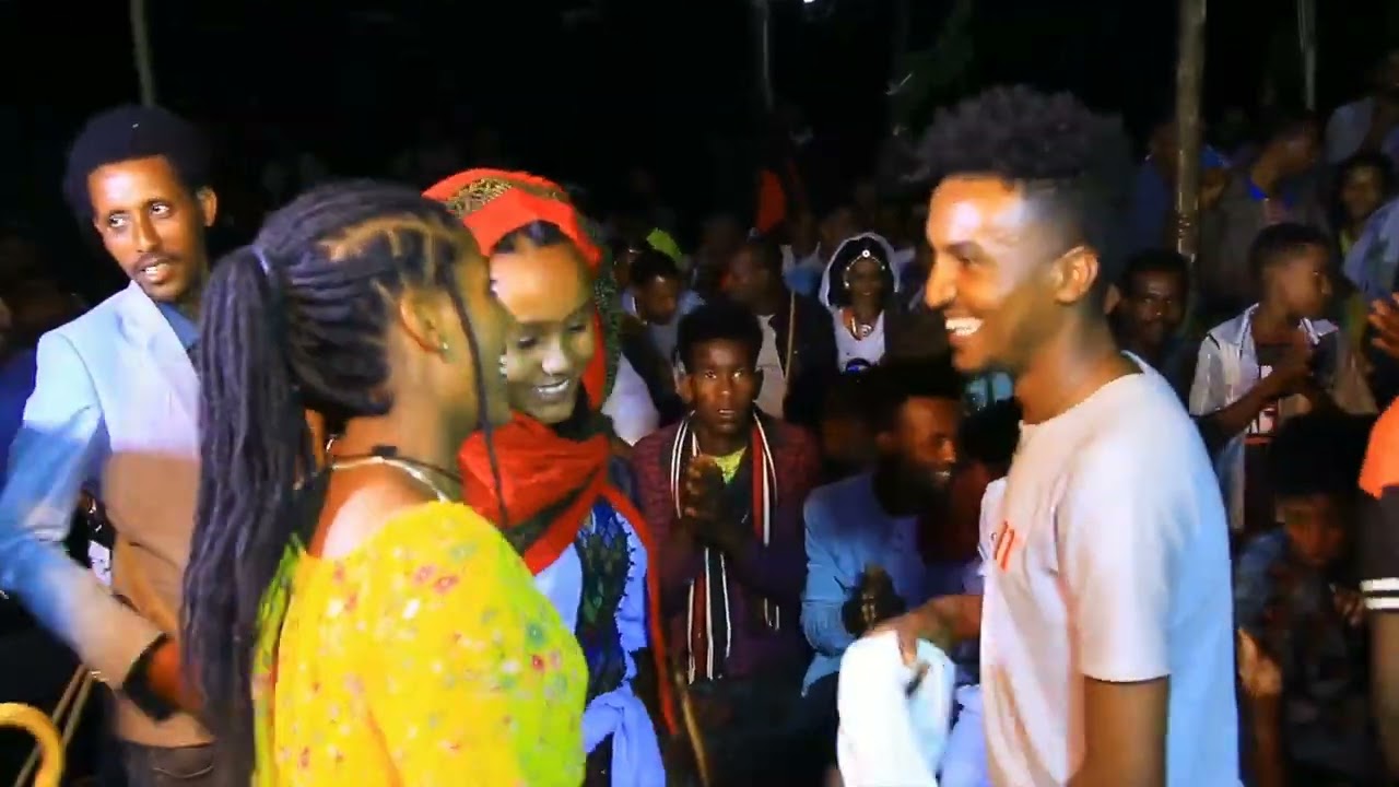 መላኬ ጫኔ ዳሱን ሙሉ አስጨፈረው