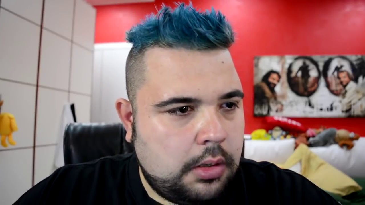 LO SFOGO DI CICCIOGAMER89 DOPO IL ROMICS (PIANTO)