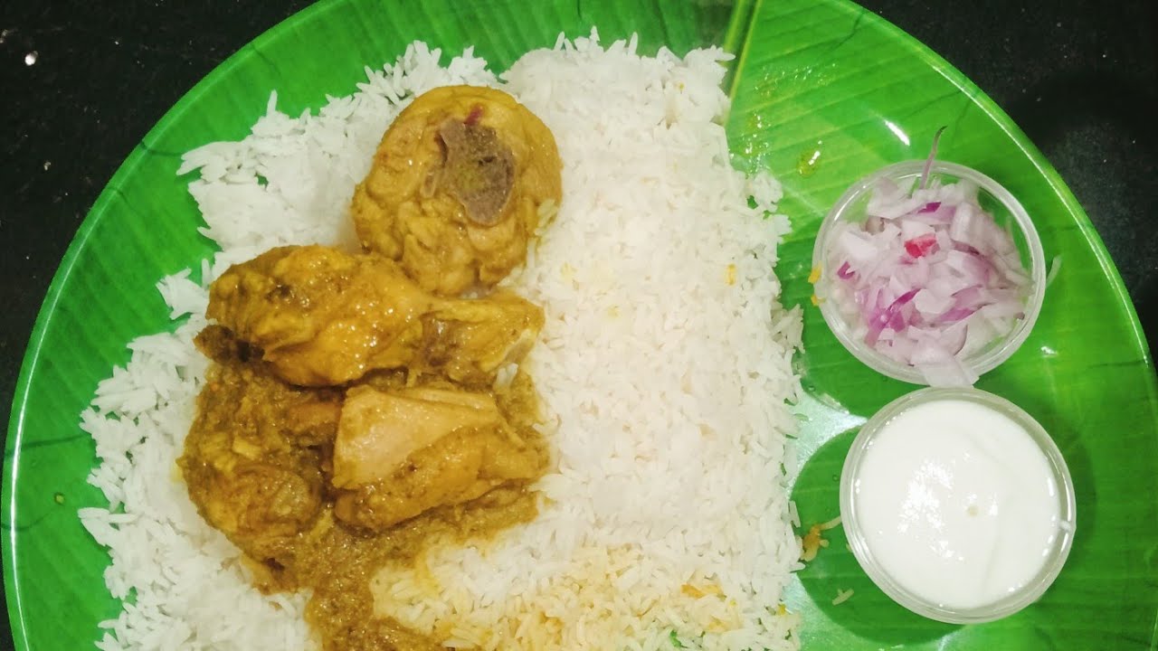 గ్రీన్ చిల్లీ చికెన్😋 చాలా బాగుంటుంది మీరు ట్రై చేయండి 