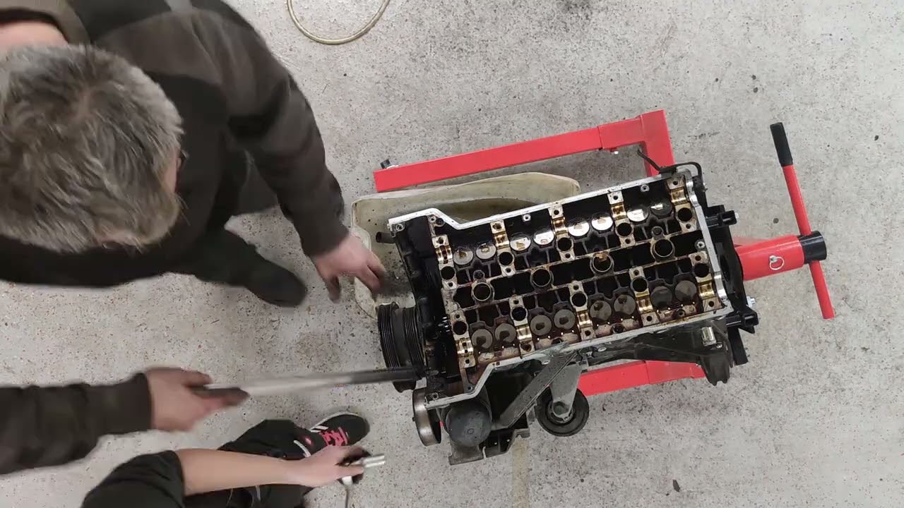 SLK R170 230K Vormopf - Motor zerlegen im Schnelldurchlauf