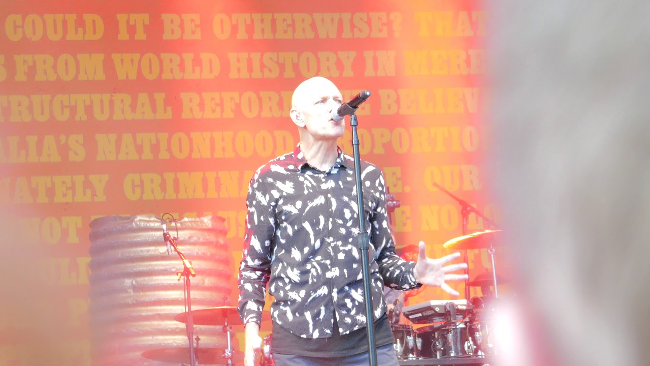 Midnight Oil - Truganini (snippet) (Hamburg, June 17, 2019)