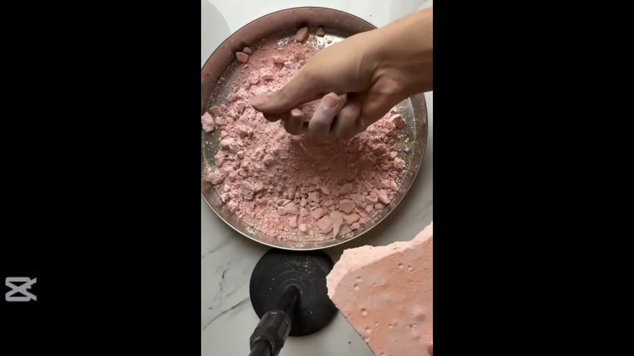 Experimenting with cornstarch and softener for crunchy reforms ….but it stayed soft this time!🥲
