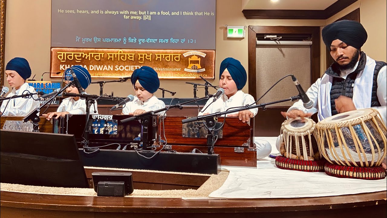 ਨਵਾਂ ਸਾਲ ਗੁਰੂ ਜੀ ਨਾਲ