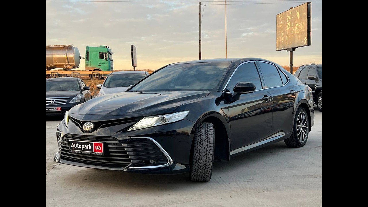 АВТОПАРК Toyota Camry 2021 року (код товару 75130)