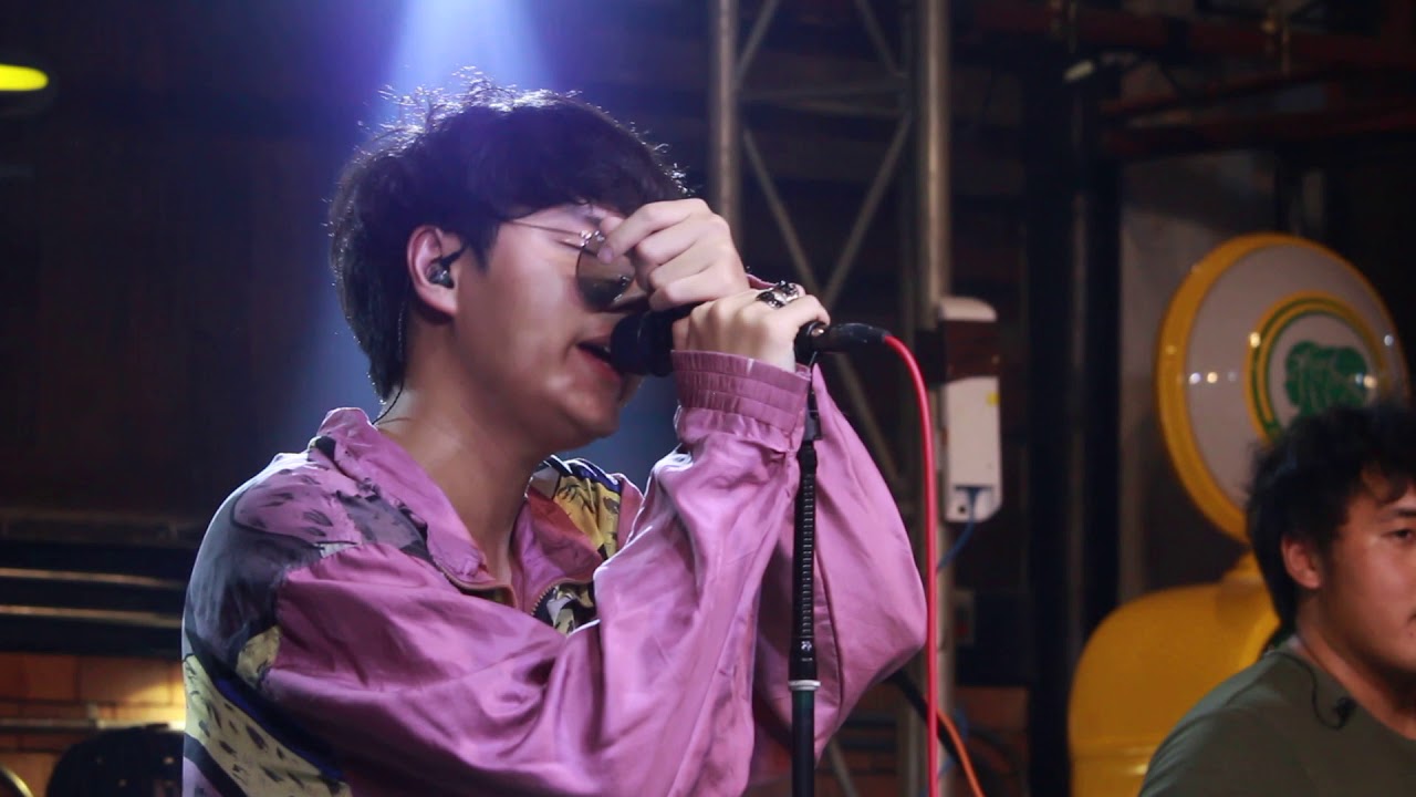 The TOYS - เพื่อนรัก LIVE @ Zync Rangsit (เพราะจัดอะ)  | Cr.TATAEW